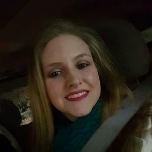 Meet your Posher, Jasmine